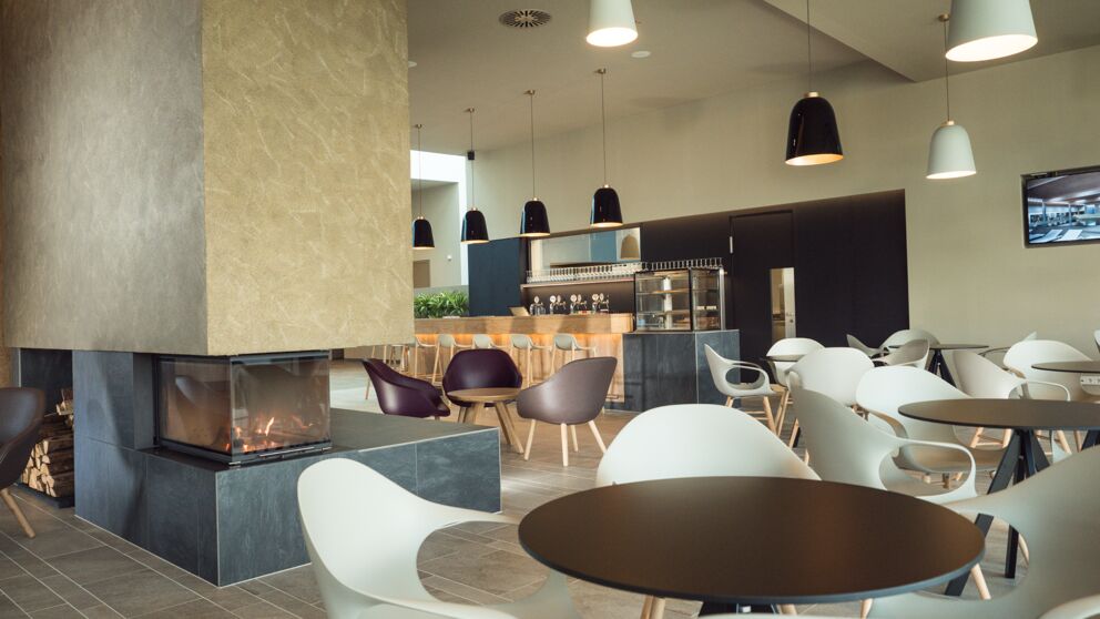 Die Restaurantbar im Freizeitbad Ried in Oberösterreich